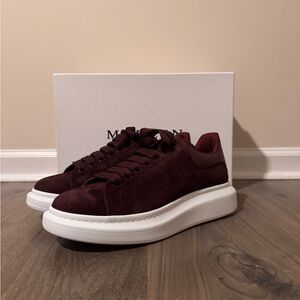 Alexander McQueen burgundy